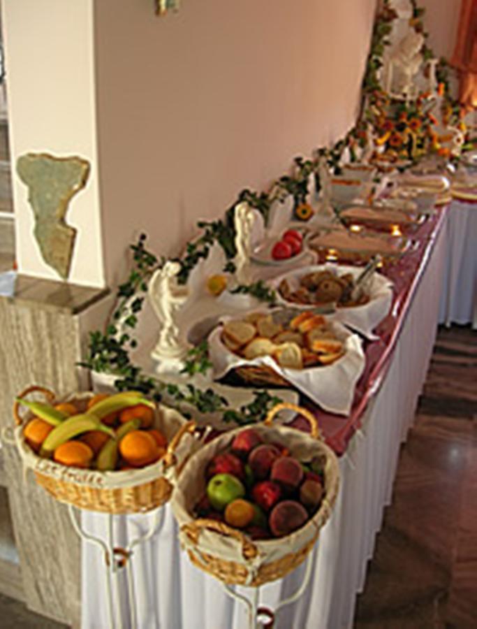 Regina Hotel Vasilátika